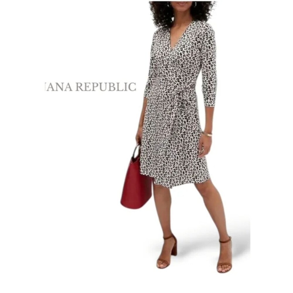 NWT Banana Republic White and Black Leopard Midi Wrap Dress Size S